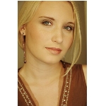 Nicol Charv�tov�